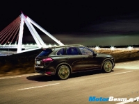 thumbs 2011 Porsche Cayenne SUV (5) photo